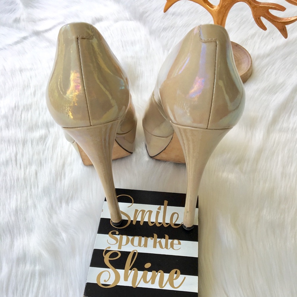 B Brian Atwood Open Toe Heals Size 7 1/2 - Picture 3 of 8